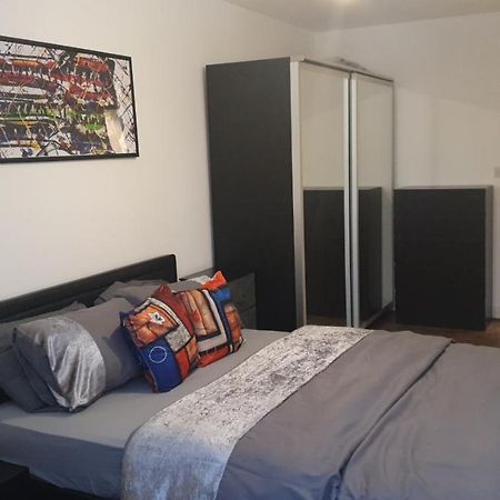 Double Room With Shared Bathroom Londres Extérieur photo