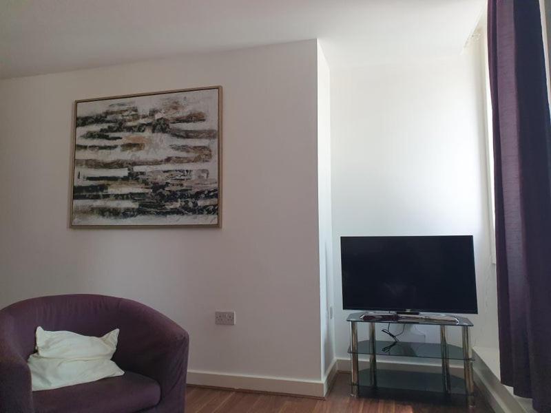 Double Room With Shared Bathroom Londres Extérieur photo