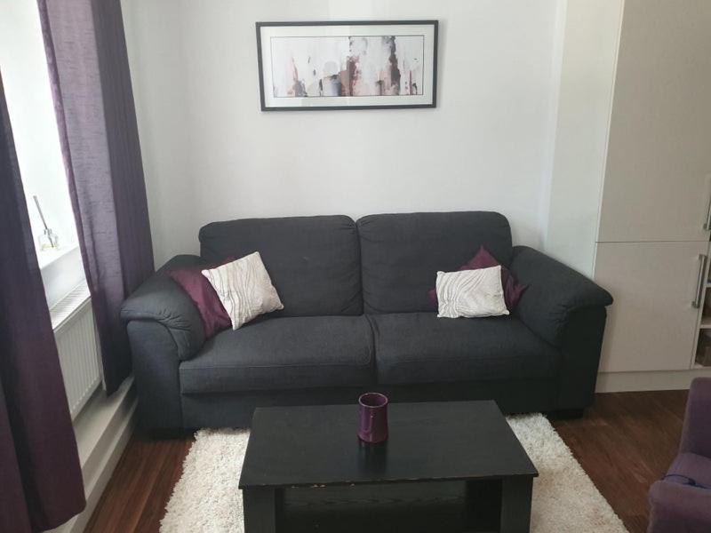 Double Room With Shared Bathroom Londres Extérieur photo